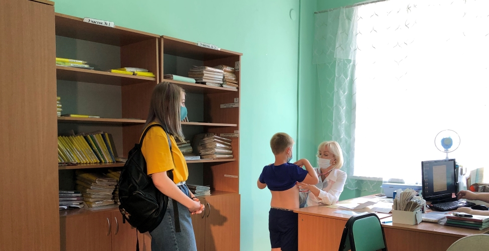 "Поход в выходные": в Омской области запустили программу "Семейная диспансеризация"