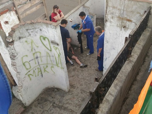 В омском парке нашли подростка без сознания