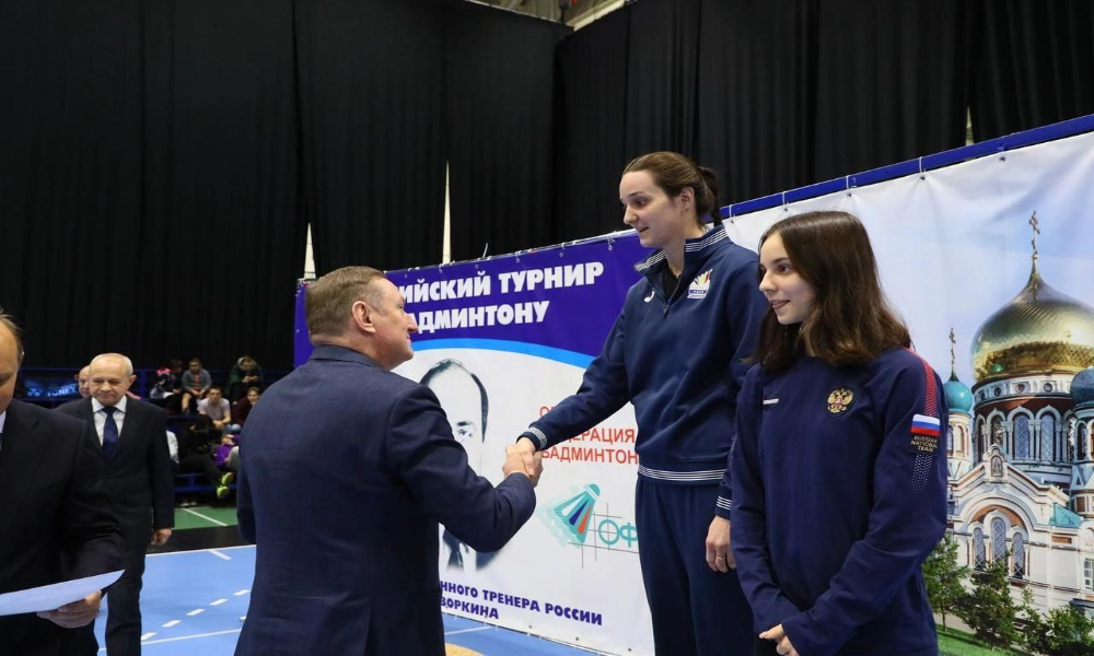 Стали известны имена победителей турнира по бадминтону, прошедшего в Омске