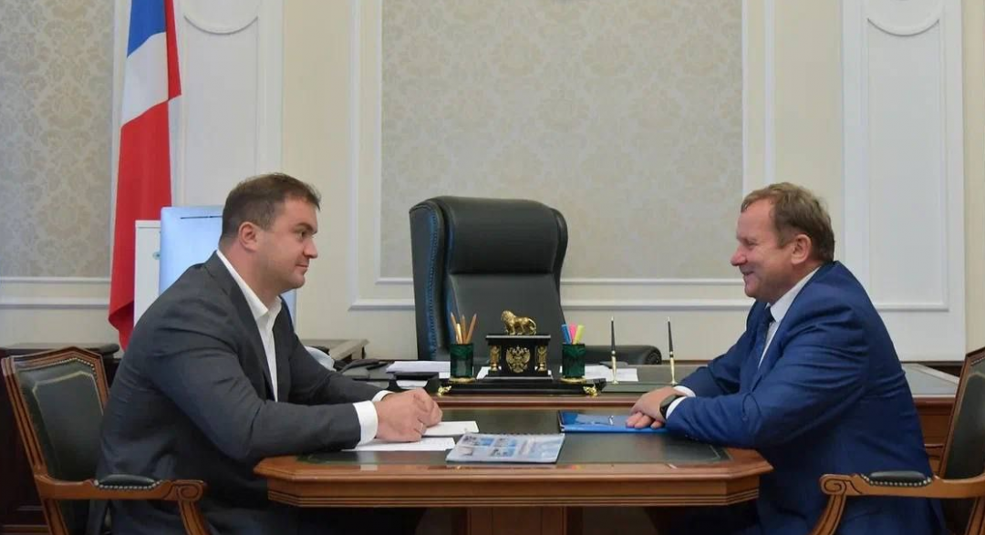 Виталий Хоценко провёл серию встреч с главами районов Омской области