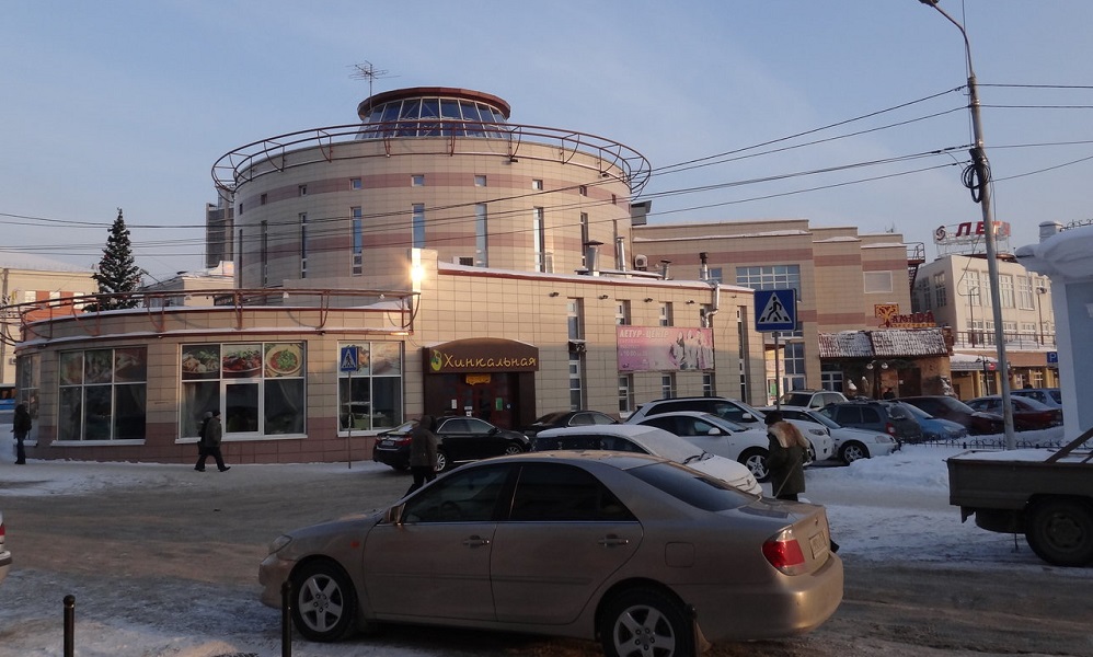 Мэрия Омска через суд требует отремонтировать здание «Летура»