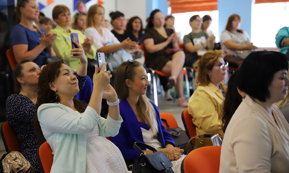 Для омичек проведут встречу Женского клуба