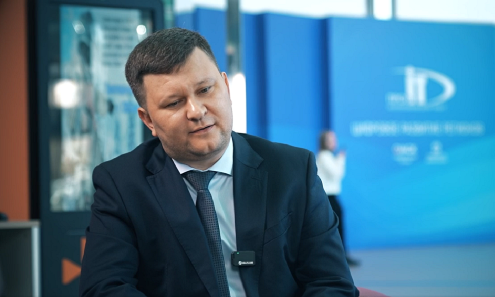 Первый замминистра цифрового развития Омской области Максим Макаленко рассказал о важности всероссийского форума «ПРОФ-IT»