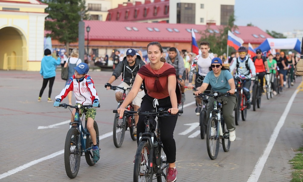 В День флага в Омске пройдёт Ночной велопробег