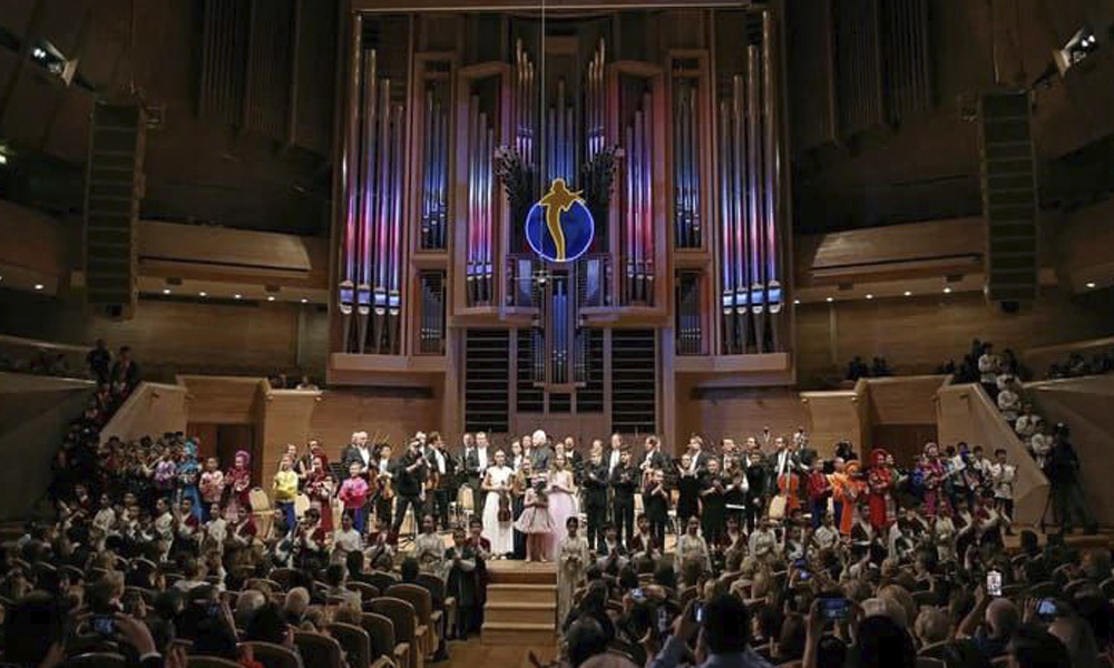 Омские коллективы и солисты выступят на фестивале «Москва встречает друзей»