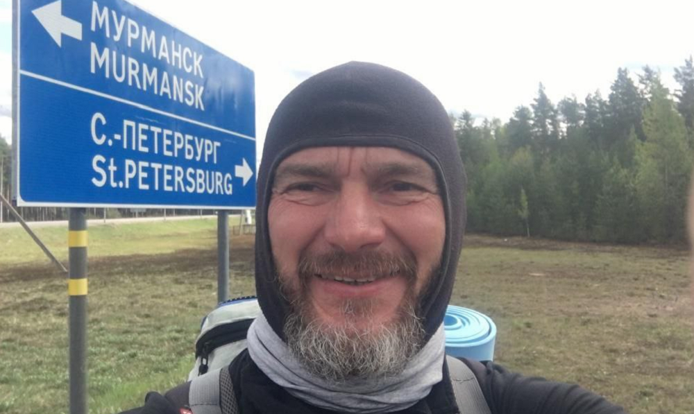 Омич-волонтёр фонда «Обнимая небо» Андрей Неридный пробежал 800 км вокруг Ладожского озера