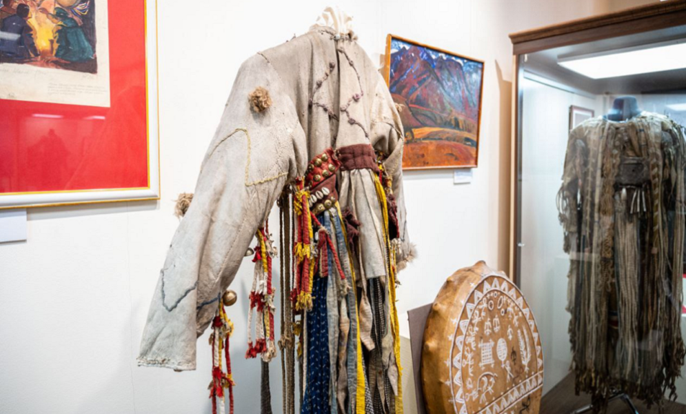На выставке «Эхо шаманского бубна» омичи увидят экспонаты из двух сибирских музеев