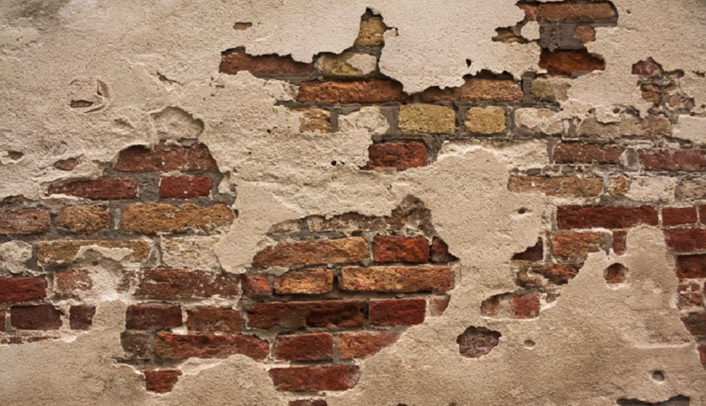 В Омской области инвесторов к ремонту зданий будут привлекать по проекту «Один рубль за квадратный метр»