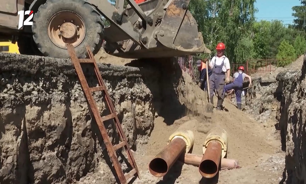 В Омске продолжается ремонт тепловых сетей 
