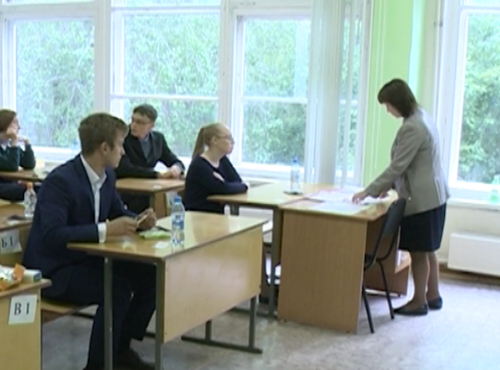 В Омске выпускники пересдадут ЕГЭ по русскому языку