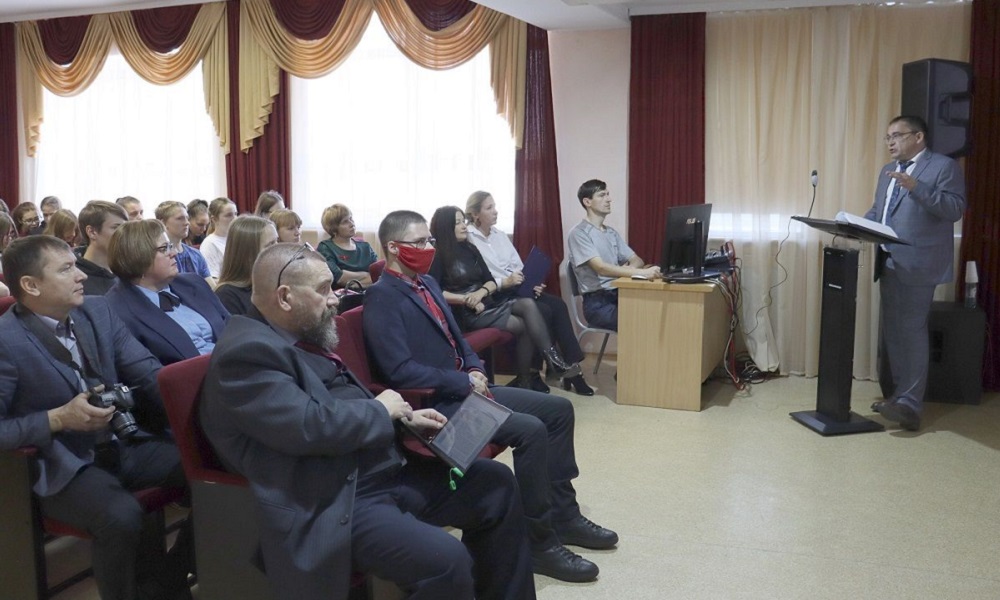 В Омской области продолжаются мероприятия, посвящённые 30-летию Конституции РФ