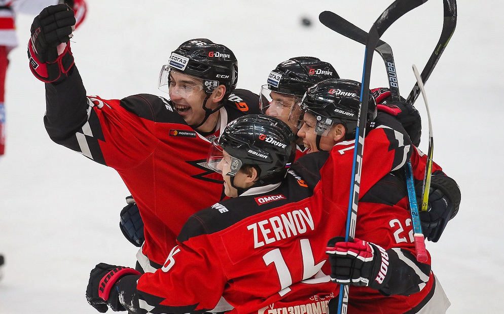 Экс-игрок омского "Авангарда" Илья Михеев рассказал о своей жизни в Торонто