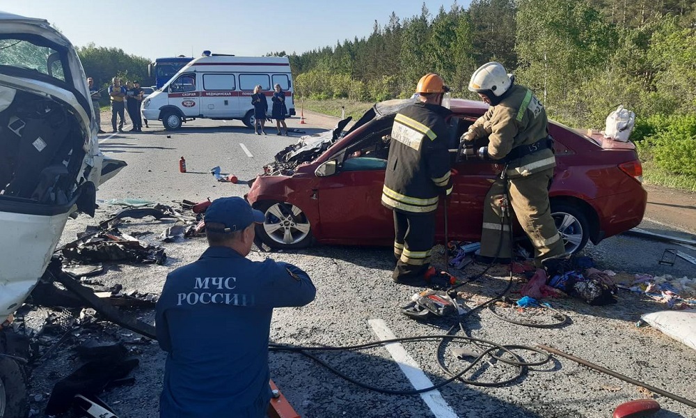 В жуткой аварии на трассе Омск — Черлак погибли 5 человек