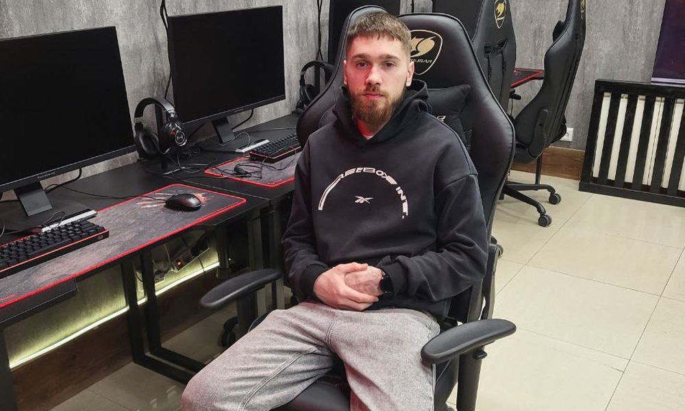 Участник СВО с помощью господдержки открыл в Омске киберклуб