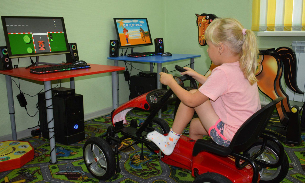 Микрореабилитационные центры помогли 354 семьям с особенными детьми в Омской области