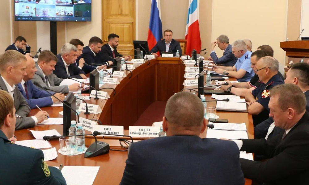 Виталий Хоценко провёл заседание антинаркотической комиссии Омской области