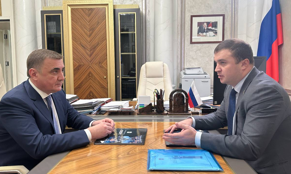 Виталий Хоценко обсудил с помощником президента создание парка «Патриот» в Омске