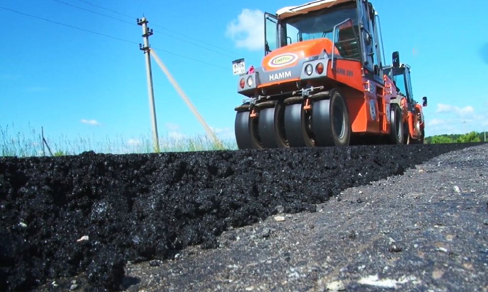 В Омской области завершили ремонт ещё одного участка дороги Называевск — Тюкалинск