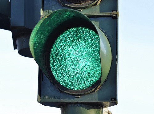 В Омске изменена работа светофора на дороге за ТК "Континент"