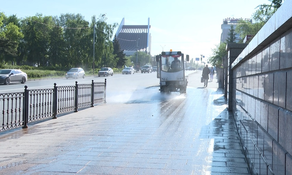 На улицах Омска установят 11 км дорожных ограждений