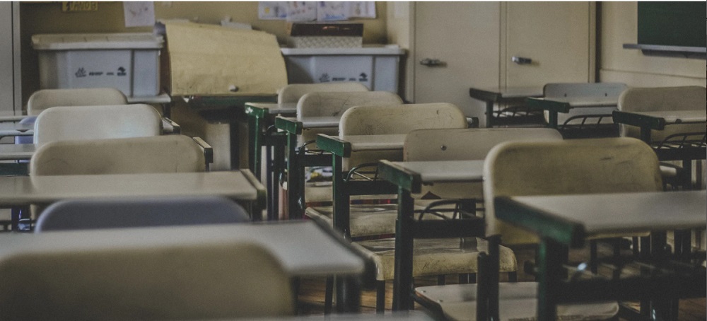 Омич обратился в Конституционный суд - его дочь не перевели в 10-й класс