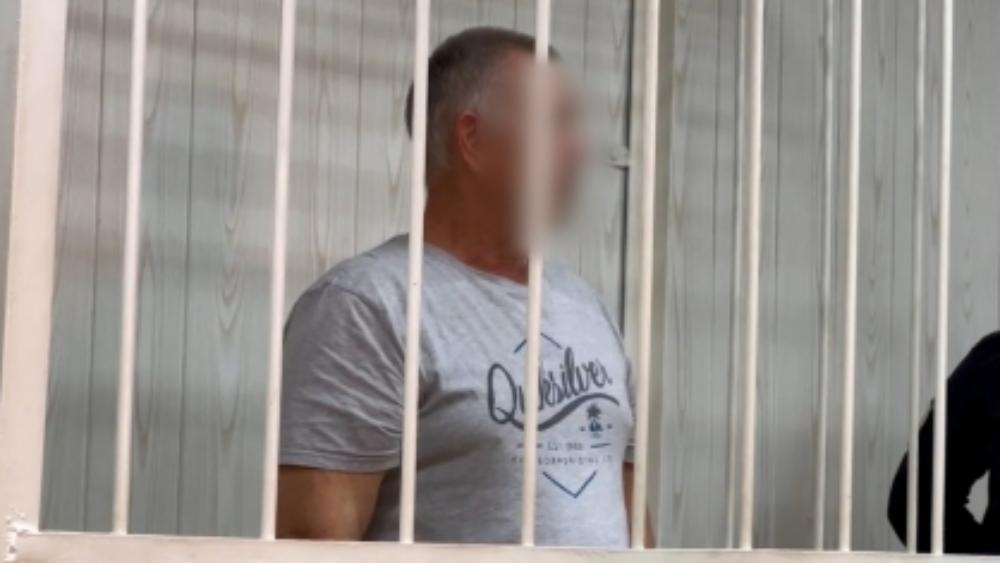 Предполагаемого убийцу омского предпринимателя отправили в СИЗО