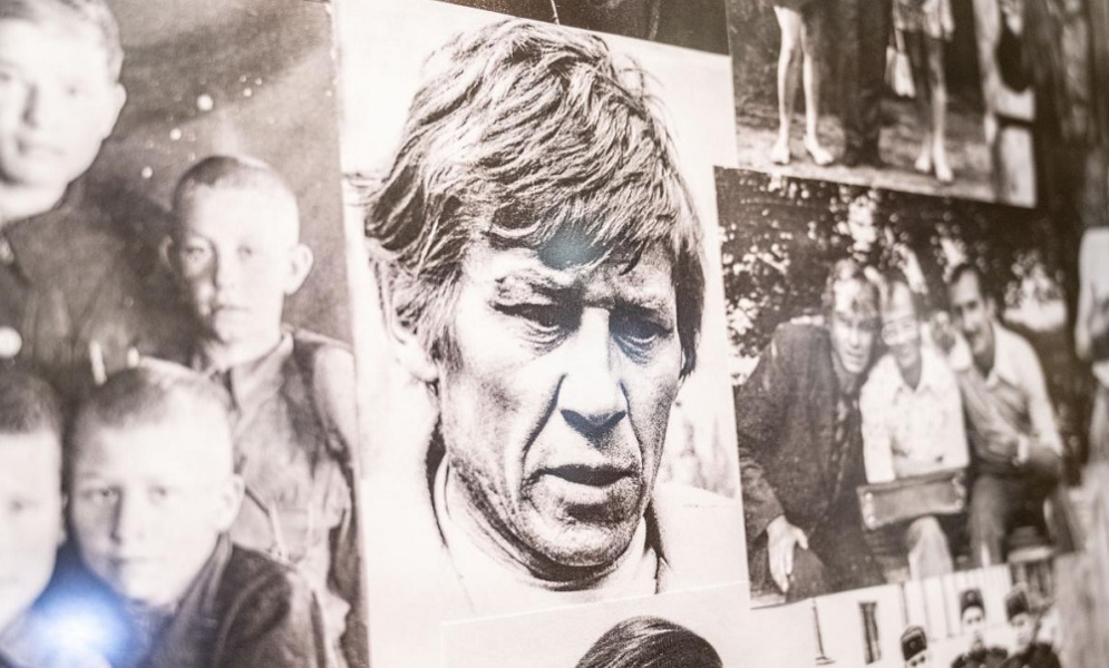 В Омском литературном музее почтили память поэта Аркадия Кутилова