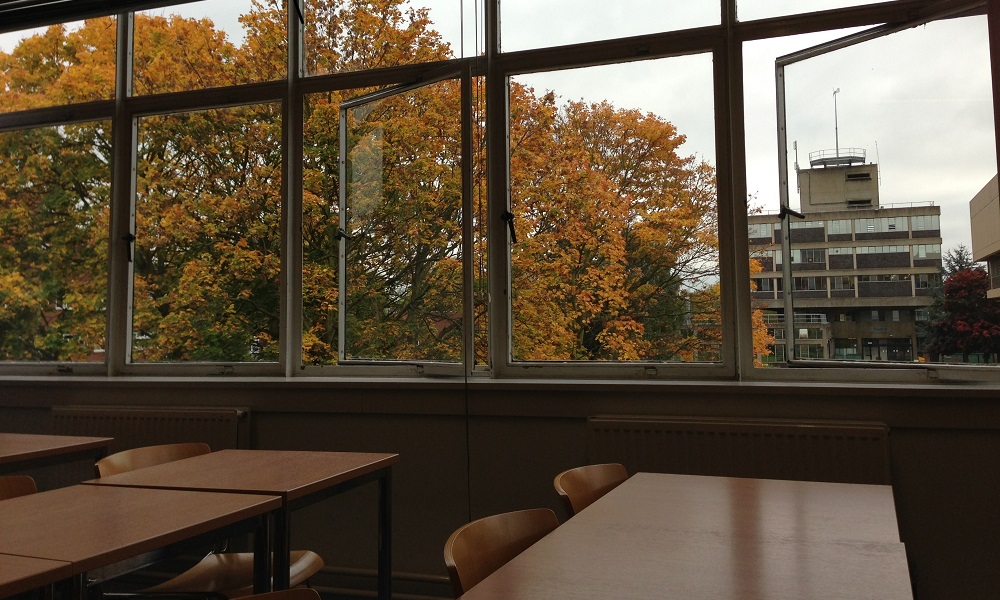 Старшеклассников из Омска научат обращаться с оружием и оказывать первую помощь