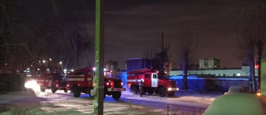 Спасли 18 человек: в омском МЧС рассказали о первых пожарах после боя новогодних курантов