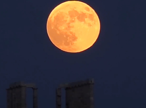 Омичи смогут понаблюдать за лунным затмением