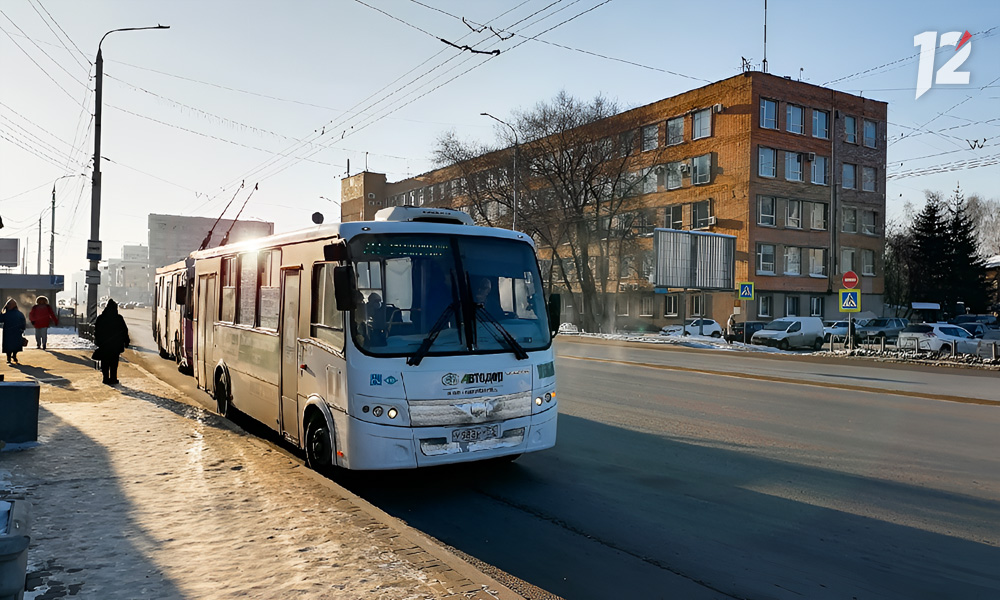 Глава омского дептранса встретился с частными перевозчиками, чтобы обсудить тариф