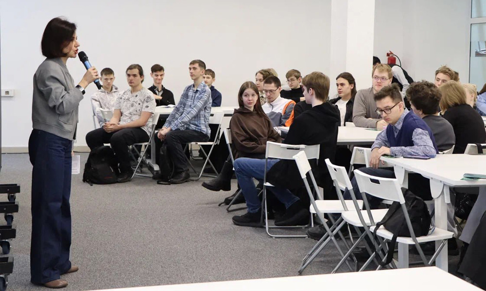 В Омске проходит серия мероприятий ко Дню российской науки от Общества «Знание» 