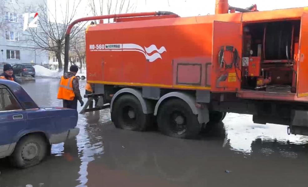 Омичи сообщили о подтоплениях в городе уже больше 260 раз