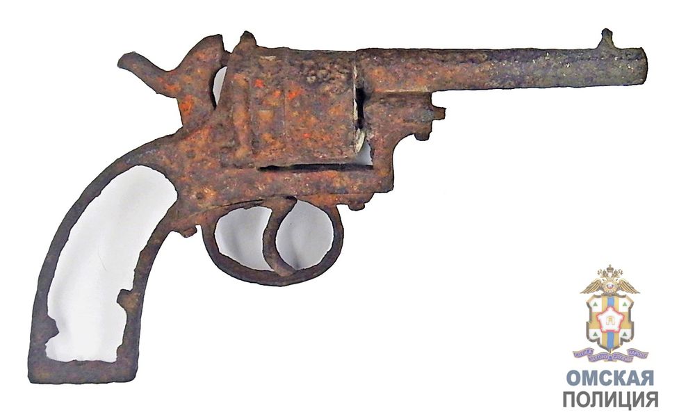 Омский бригадир нашёл револьвер XIX века