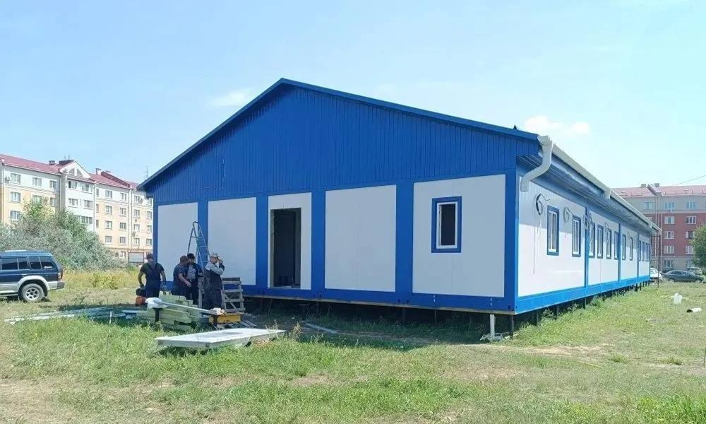 В микрорайоне Ясная Поляна продолжается строительство новой амбулатории
