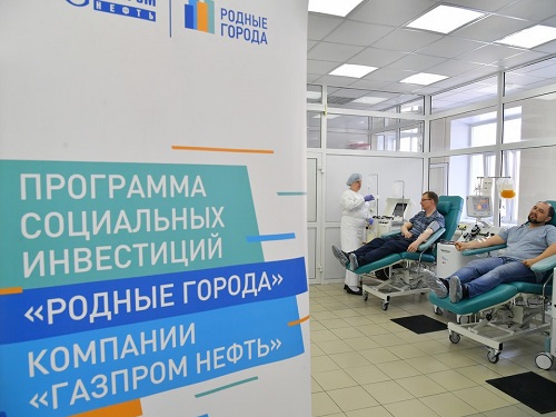 Омский НПЗ передал в дар пяти больницам высокотехнологичное оборудование