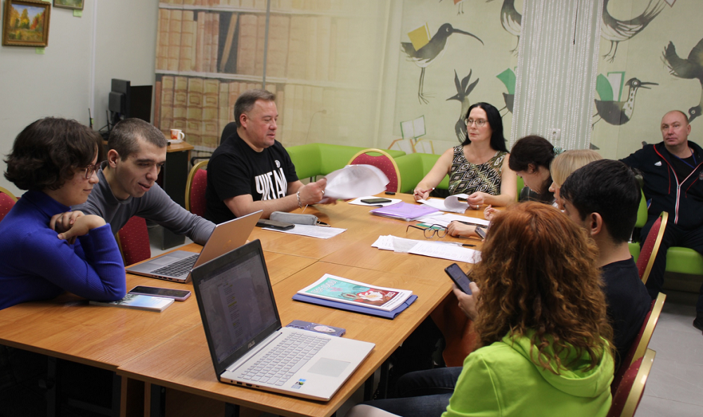 В Омске завершается приём рукописей от начинающих авторов на литературный семинар «ПарОм»