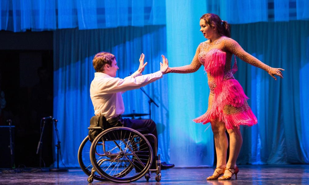 Лауреатами ежегодной премии «Мир открытых возможностей» стали шесть детей из Омской области 