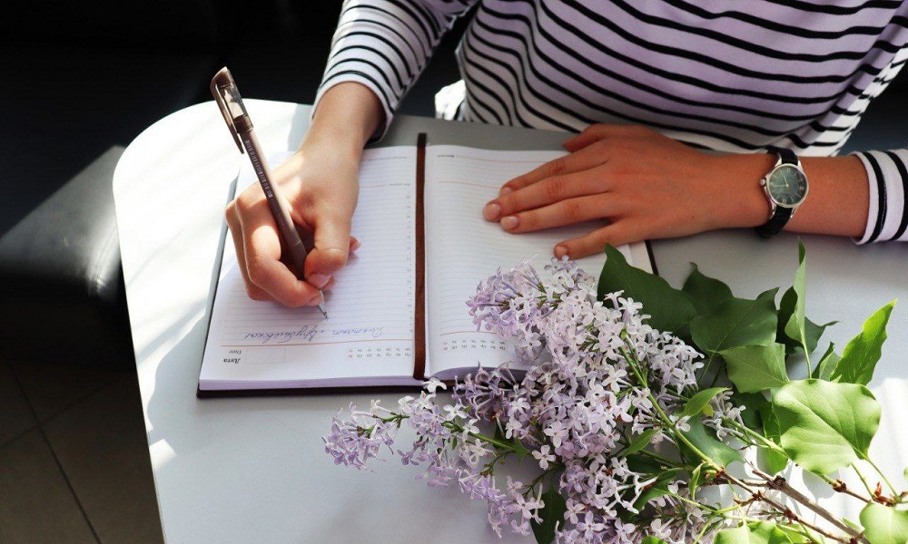 Омичей в День русского языка приглашают написать диктант в сквере Дзержинского 