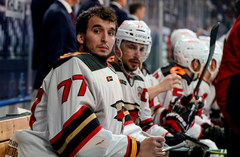 Стало известно, в какую команду может перейти Эмиль Гарипов из омского "Авангарда"