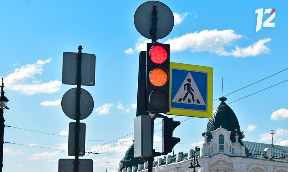 В Омске на улице Масленникова изменится режим работы светофоров 