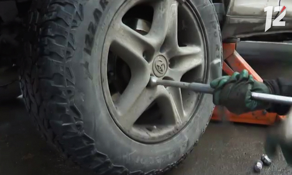 Омского бизнесмена заставили убрать шиномонтажку