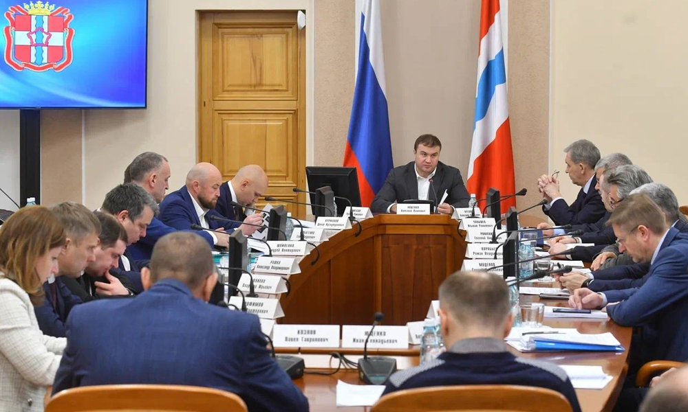 По поручению Виталия Хоценко в Омске появится единый дизайн-код для оформления городской среды