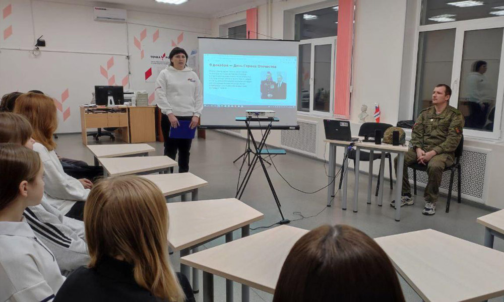 В омских школах продолжается патриотическая работа ветеранов СВО