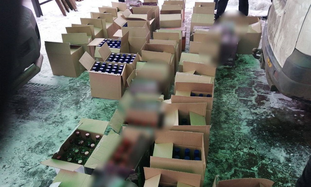 В Омской области оштрафовали 35-летнего мужчину за незаконный оборот алкоголя и табачных изделий