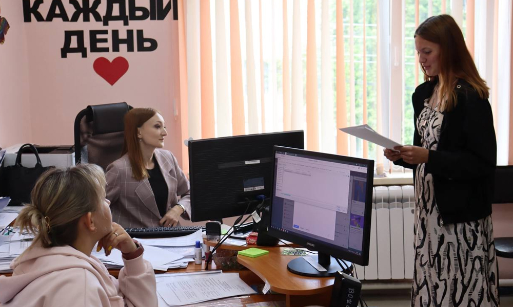 Воспитанница дома детства из Омской области прошла стажировку помощником психолога