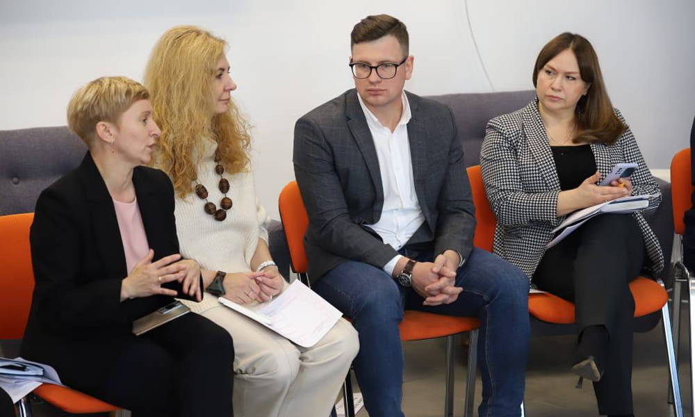 Федеральные эксперты обсудили с омичами вопросы трудоустройства молодёжи