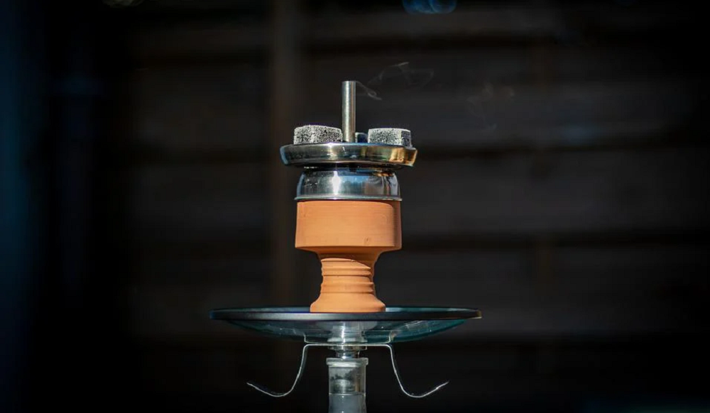 В Омске отменили запрет на курение кальянов в кафе и ресторанах