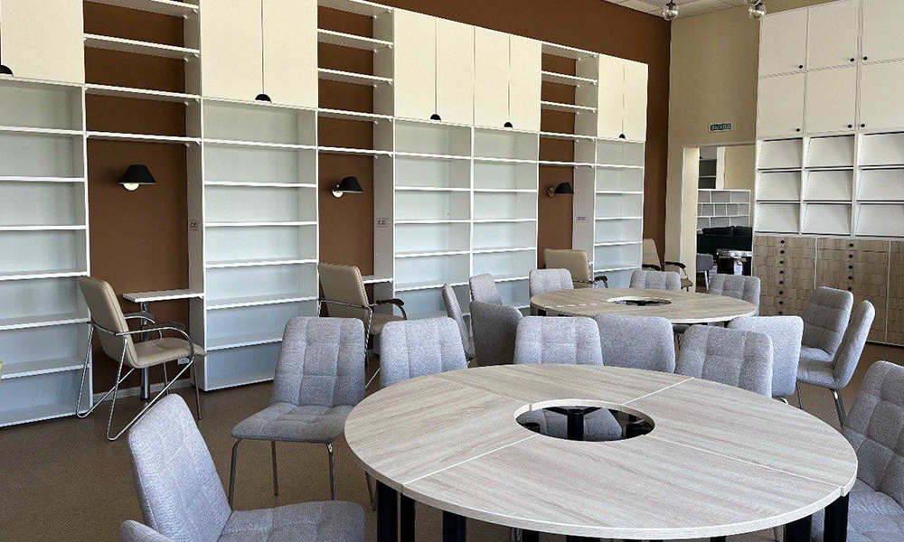 Виталий Хоценко рассказал об открытии в Омской области ещё двух модельных библиотек 