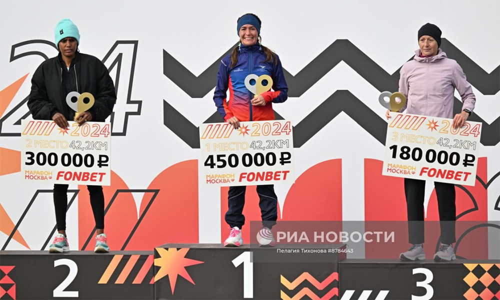 Омская легкоатлетка Марина Ковалева стала третьей на Московском марафоне